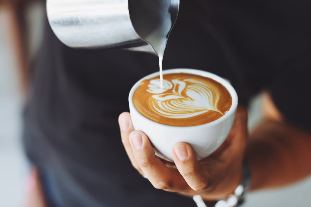 Cuatro tazas de cafe representando las cuatro identidades EGO